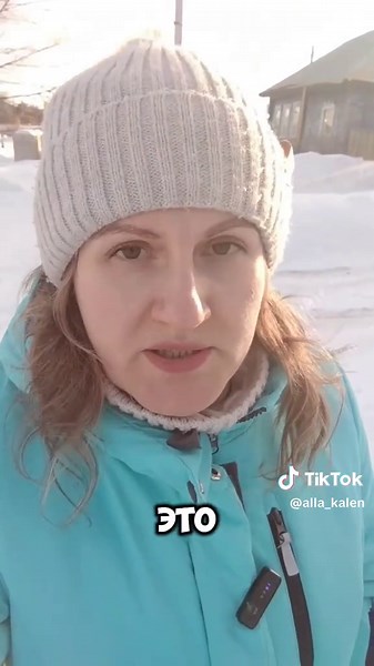 В Сибири настоящая битва. Массово хотят уничтожить скот якобы из-за опасной болезни. Но по словам жителей, анализы не берут, документы не предоставляют, нарушают права. Жители записали кучу обращений, обивают пороги всех инстанций, ведь подсобное хозяйство - единственный способ выжить! Вся история вопроса хорошо разложена в группе Аграрного совета, подписывайтесь и следите за новостями. Если действительно страшная болезнь, почему скотомогильник хотят делать рядом с населенными пунктами и речкой?