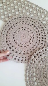 164K views · 2.7K reactions | Selamlar ❤️臨sevgili takipçilerim iyimiyiz  #örgüceselvikaralar #tığişi #supla #runner #masaörtüsü #örgü #elişi #şişörgü #ip #yarnart #diy #crochet #dantel #tasarım #kesfet | Orguce Selvi | Facebook