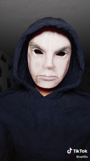 There's Someone Inside Your House - Thrilling Horror Movie