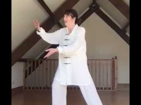 20 Minute Qigong Warm Up for Beginners | Gentle Daily Energy Practice