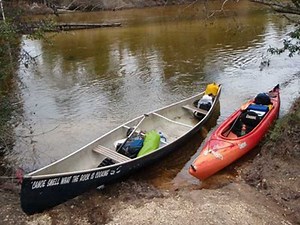 Canoe vs Kayak