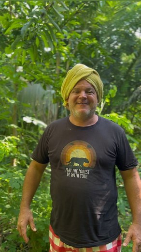 5.2K views · 56 reactions | This course can change the way you look at food and know where your food comes from!! Welcoming you all on board! #permaculture #gardening #organic #organicgardening #growyourown #sustainability #garden #foodforest #farm #growyourownfood #farmto table #knowyourownfood #foodgasm #instareels #reels | Krishna Mckenzie | Facebook