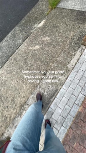 Transform Your Thoughts with Positive Hypnosis Techniques