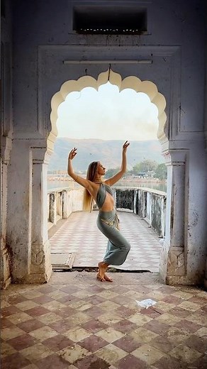 Online dance course for beginners starts today. Info lenagukina@gmail.com #fusionbellydance