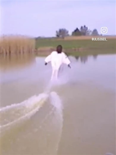 The Divergent Witch 🧿 Decoding & Recoding the Subconscious Mind on Instagram: "Neptune has entered Aries babe. Our belief systems will not be ignored. They will rage in us like an uncontrollable fire—if we do not understand where these beliefs come from. Mars is AGITATING Pluto in Aquarius and our personal planets are asking us to detach as we see this epic transformational change. This is when we stand up for what is right & when those who choose to not listen to their souls will lose the conn