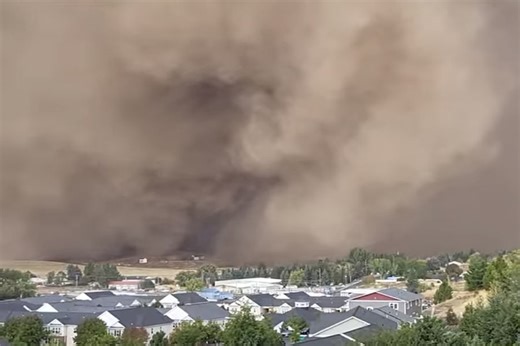 You have to see this! Massive dust storm rolls through northern Idaho - East Idaho News