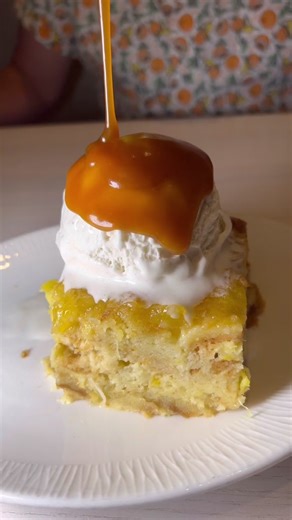 Dining at Disney World Resorts: Breakfast, Lunch, and Dinner