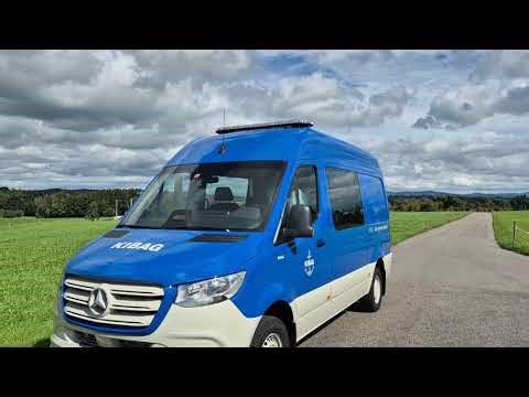 Juluen Legion Fit LED Warnbalken auf Mercedes Benz Sprinter