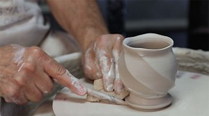 A New Approach to Faceting Pottery