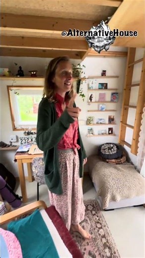 Off-The Grid Life in a Tiny House