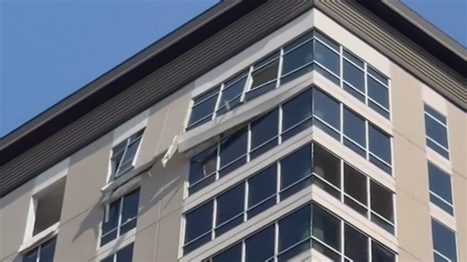 Explosion at downtown Houston high-rise injures multiple people, fire officials say