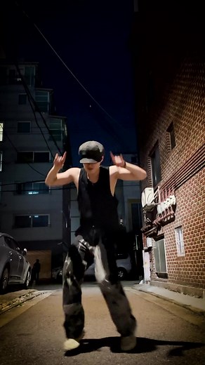MINGI from ATEEZ: Dance Skills, High Note Moments, and More!
