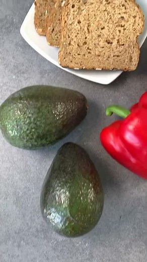 How to Make Spooky Avocado Toast for Halloween