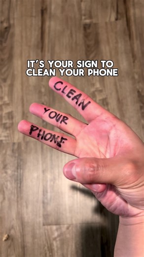 It’s your sign to clean your phone! #swipewipe #swipewipeapp