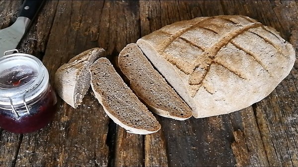 Easy Homemade Rye Bread Recipe – Soft, Hearty & Rustic