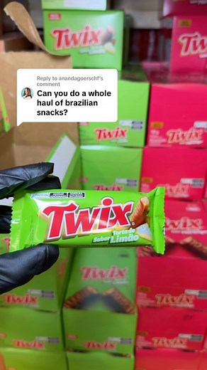 Brazil Snack Haul!!! 🇧🇷🇧🇷🇧🇷 #brazilfood #latinosnacks #internationalsnacks #foodtravel #yourrequest #canyoudoit #twix #snickersbar #omg #getinmymouth | Willy Wacky Snacks