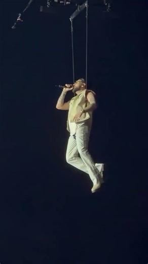 Ontop Karan Aujla Mumbai 2.O Live Show #karanaujla #karanaujlafans #karanaujlalive #aujlaarmy #aujla