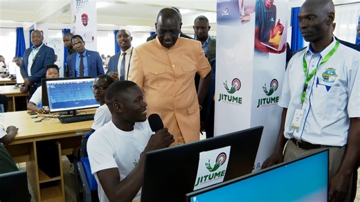 17K views · 1.1K reactions | ''I earn 26k per week,'' A kenyan man explains how he earns money from Remo Task. | A.M Media | Facebook