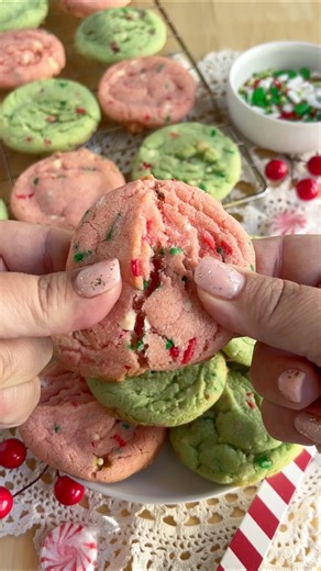 Save this recipe for Christmas sprinkle pudding cookies and be sure to follow along for more fun food ideas! 🎅🏻❤️🎉 These super soft cookies are festive, chewy, and full of holiday color, making them the perfect treat for your holiday celebrations! Comment “recipe” and I’ll send you the recipe or find it on the blog at https://homemadeheather.com/soft-chewy-christmas-sprinkle-pudding-cookies/ Ingredients: ¾ cup Unsalted butter room temperature 1 cup Granulated white sugar 1 Large egg 1 tsp Pur