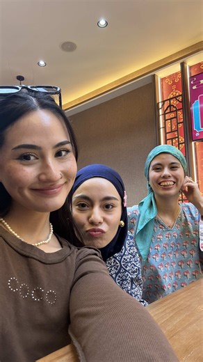 Replying to @apobangpo choose your fighter #sisters #siblings #malaysia