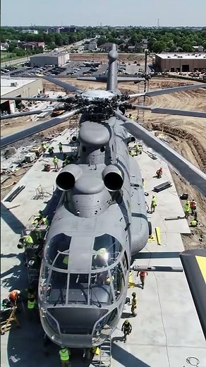 This is the World's Largest Helicopter !