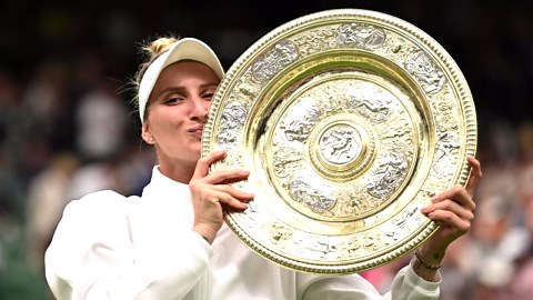 Vondrousova reveals mental health struggles behind doping control incident