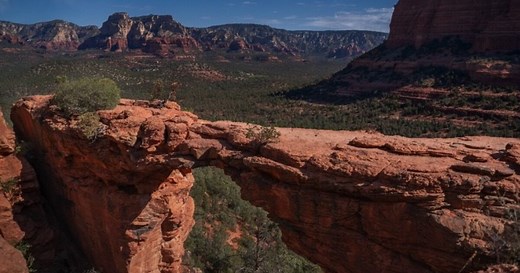 Red rock revelations surrounding Sedona, Arizona