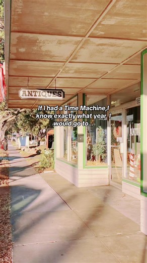 Explore 80s Nostalgia with Time Machine Memories