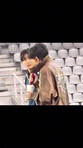 ジョングクはテヒョンに毎日毎日恋してる #taekook #グクテテ #グテ #worldtour #arirangtour