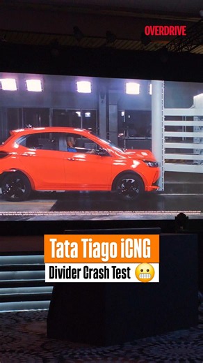 Tata Tiago iCNG Divider Crash Test 💥 #overdrive