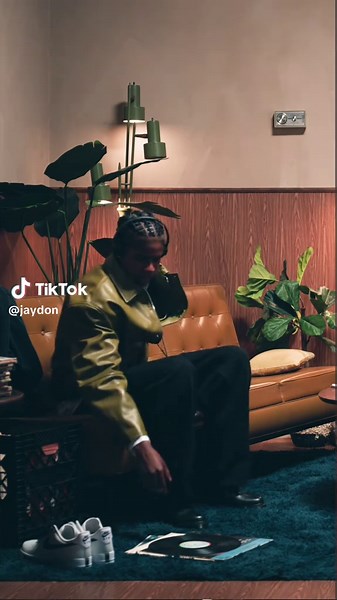 Trying Caviar for the First Time: A Sensory Experience