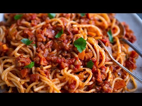 Hearty Lentil Spaghetti Bolognese (Vegan)