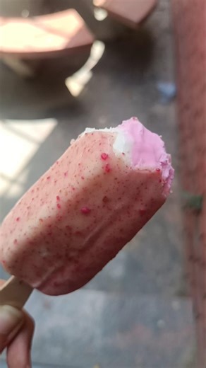 Part 1 of finding ice cream #shortsfeed #viralshort #trending #icecream #foodie #food #ytshortsviral