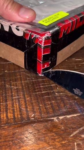 I love everything about @Fulling_Mill. Tippet is incredible, flies are perfection, and their fly boxes are efficient. #fullingmill #flyty #flytying #flyfishdelawhere #fishing #flyfishing #flyfish #fishtok #fullingmillusa #fullingmillfly #fishingtiktoks