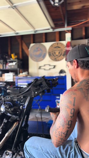 Front end assembly with new neck bearings,top tripple tree, and risers #harleydavidson #socal