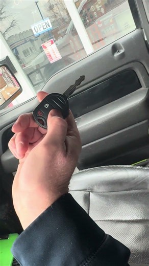 2012 F150 new remote key not an instructional video #allockandkeyco #smartpro ￼