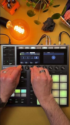 Techno Jam on NI Maschine+ Standalone #maschineplus #maschine #dawless #technomusic #dawless #ni