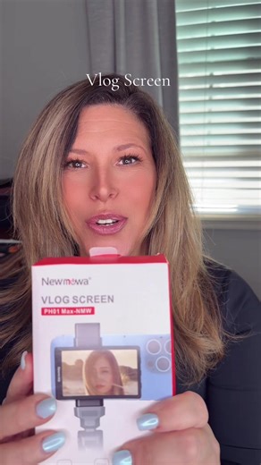 Exploring the Latest Vlog Screen Gadgets