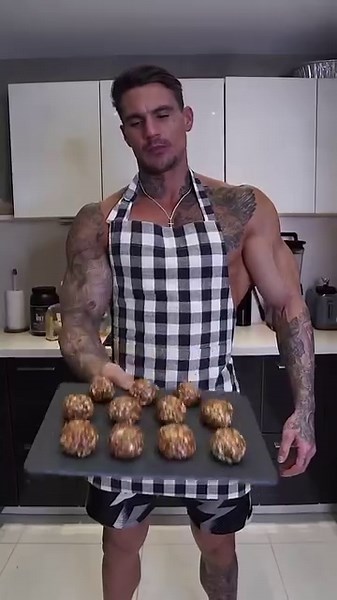 586K views · 16K reactions | Chocolate protein peanut butter...