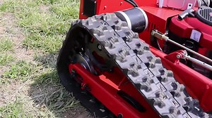 Free Shipping Crawler Remote Control Grass Cutter Blade Lawn Mower