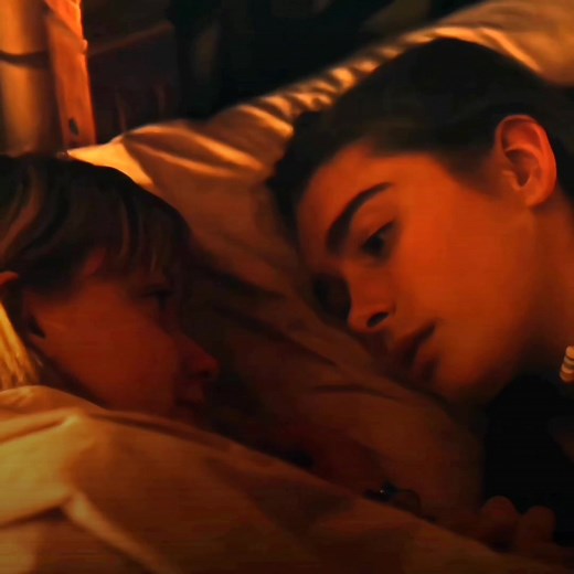 #myfirstsummerfilm #myfirstsummeredit #graceandclaudia #myfirstsummer #lesbianfilm #BookTokBrasil #lesbian #girlslovegirls #movielgbt #gay #sapphic #tiktok #TokDoEnem #romance #🏳️‍🌈 #wlw #safico #meuprimeiroverao