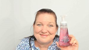 Watch Method Home Foaming Hand Soap - Grapefruit - Clean and Fresh on Amazon Live