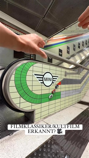 Die Ikone in Szene gesetzt🎬 🎥: ed.it.son #IAAMobility #MINI #IAA25 MINI Cooper SE: WLTP Energieverbrauch kombiniert: 14,7 kWh/100 km; WLTP CO2- Emissionen kombiniert: 0 g/km; CO2-Klasse: A; WLTP Elektrische Reichweite: 388-400 km | MINI