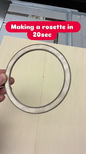 Making a rosette in 20 secondes La fabrication d’une rosette en 20 secondes  #luthier #lovemyjob #rosette #maple #guitarbuilding #handmade | Alexandre Bernier Professeur de guitare et Luthier | Facebook
