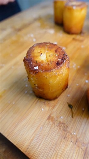 83K views · 964 reactions | Yessss my nails were  fresh  but I had a wedding and a gals still gotta eat  #potatotiktok #fondants #potato | Poppy Cooks | Facebook