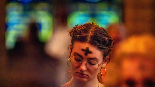What is Ash Wednesday? When is Lent start date? Why Christians wear ashes, give things up