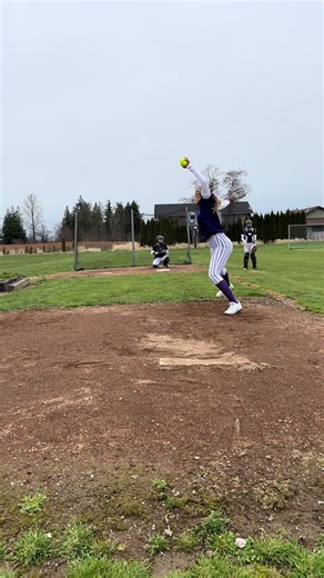We’re pitching our way into 4 days till fastpitch season starts! #fastpitch #managethemoment #pitching #spring #fastpitchlife