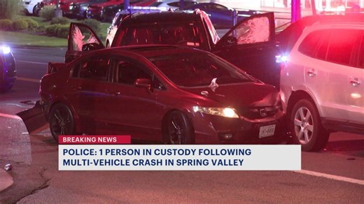 Police: At least 9 injured after crash in Spring Valley