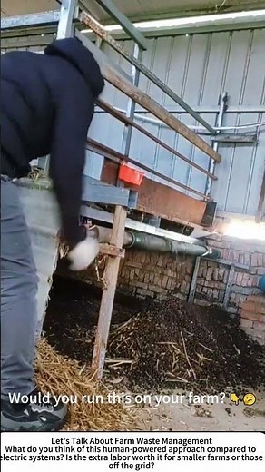 Cleaning Rabbit Poop with a Hand-Crank Separator – No Electricity Needed! 🐇💩🔄