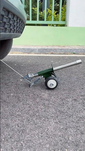 Testing the Italian Cannon Firecracker Launcher: I Even Towed It Behind My Car on the Street!